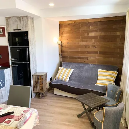 Apartamentos Formigal アパート フォルミガル